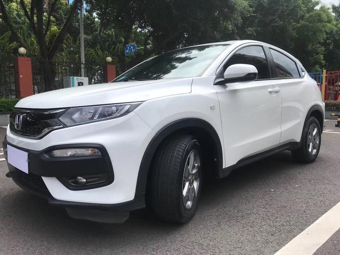 本田xrv自动挡最低价格(本田xrv自动挡标配落地价多少钱)