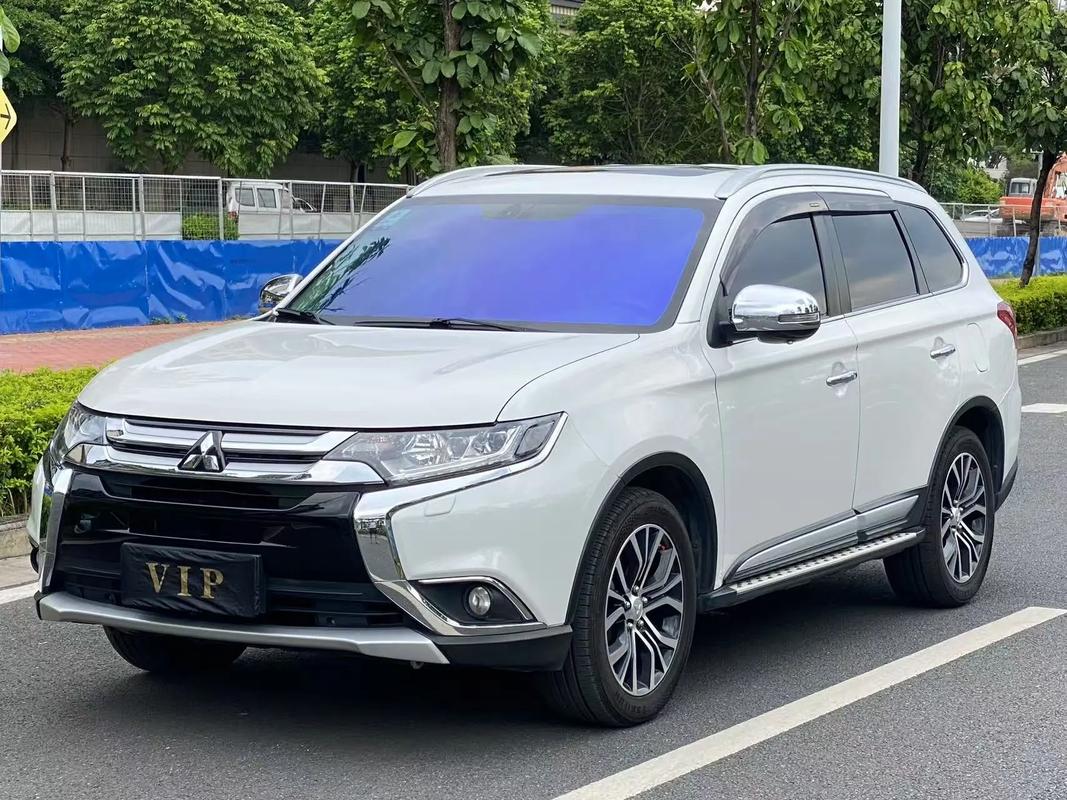 广汽三菱欧蓝德降价6万 广汽三菱欧蓝德什么价位