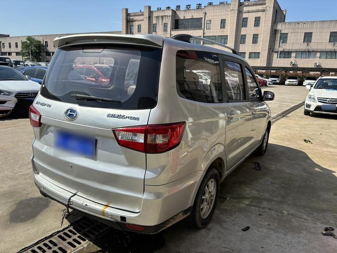 昌河七座面包车价格图片/昌河7座车报价及图片