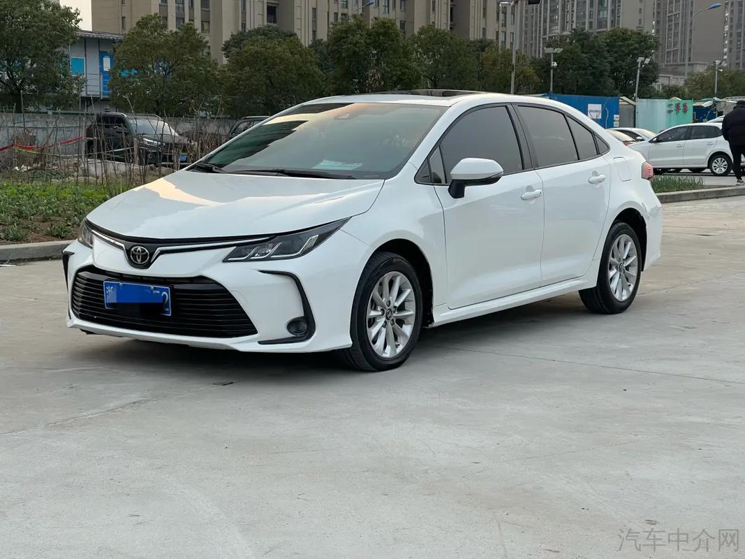 卡罗拉顶配落地多少钱/卡罗拉标配落地价