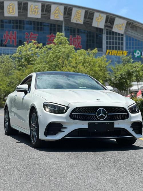 奔驰e260游艇蓝,奔驰e260coupe2020款游艇蓝