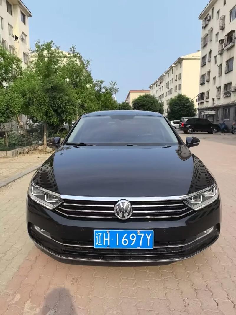 2017款迈腾330豪华型 2017款迈腾330豪华型怎么样