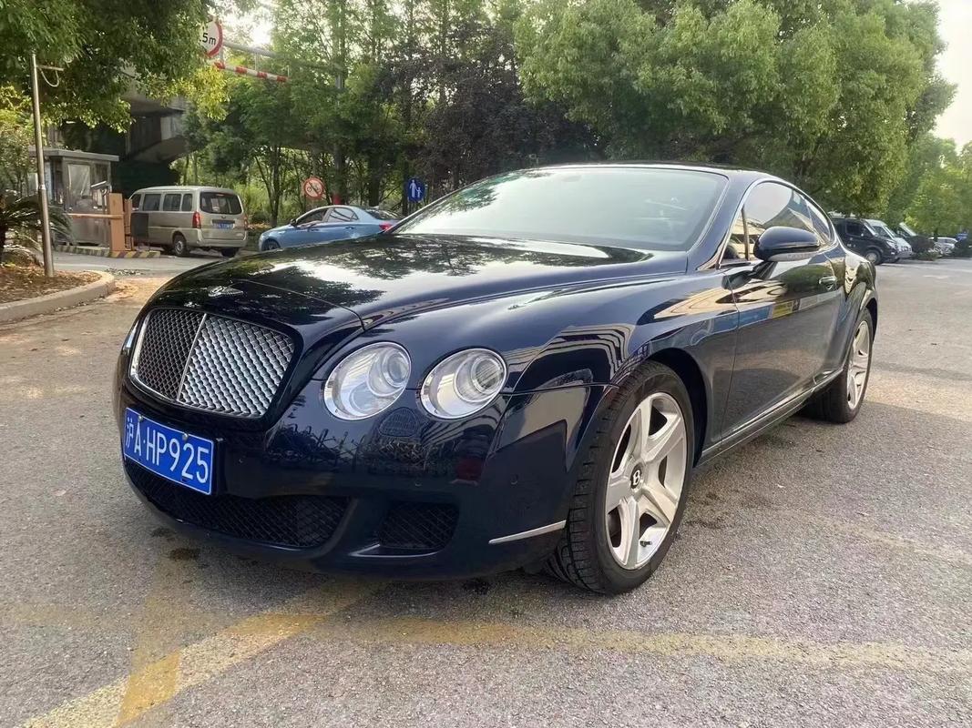 宾利欧陆gtv8s价格／宾利欧陆gt08款