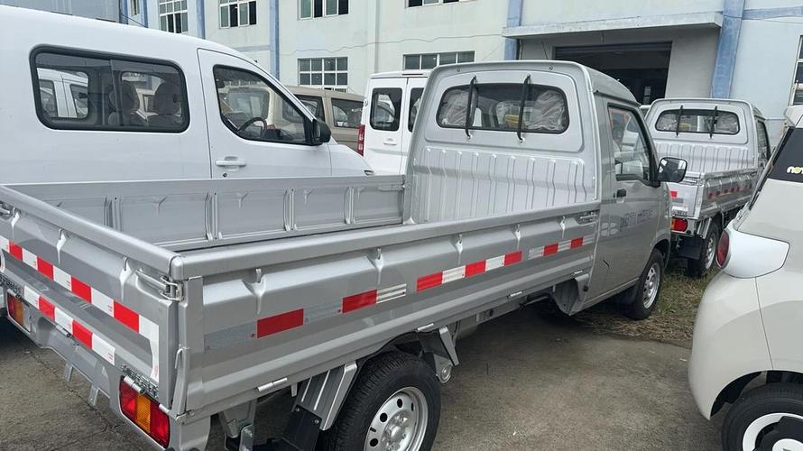 五菱之光小货车单排 五菱之光微货单排