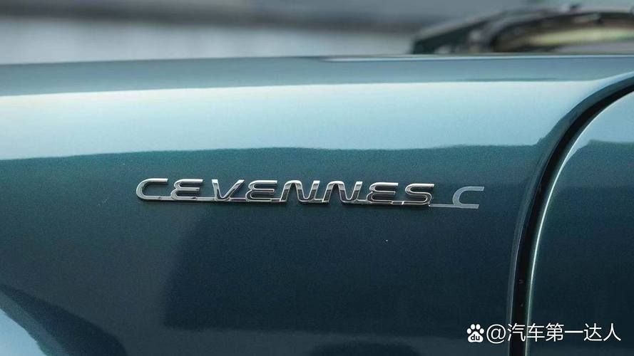 佩奇奥汽车多少钱一台／佩奇新车