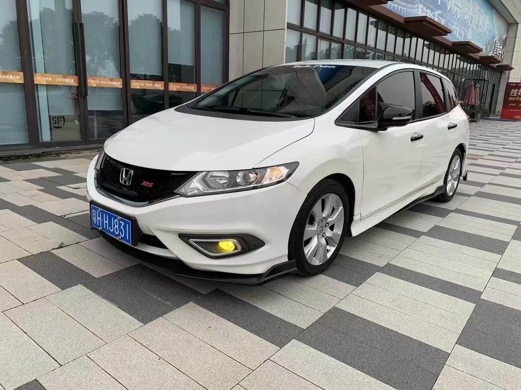 16年本田杰德二手车值多少钱(2016年本田杰德标配参数)