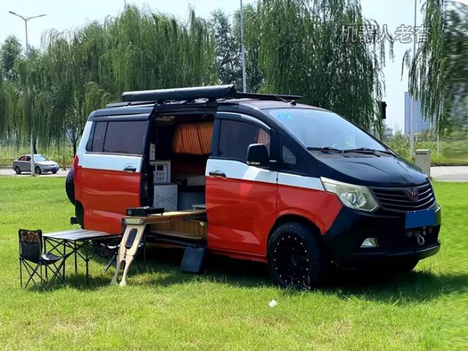 五菱征程揽胜版图片 五菱征程旅行版