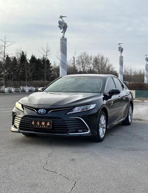 丰田凯美瑞双擎领先版,凯美瑞双擎 领先 豪华