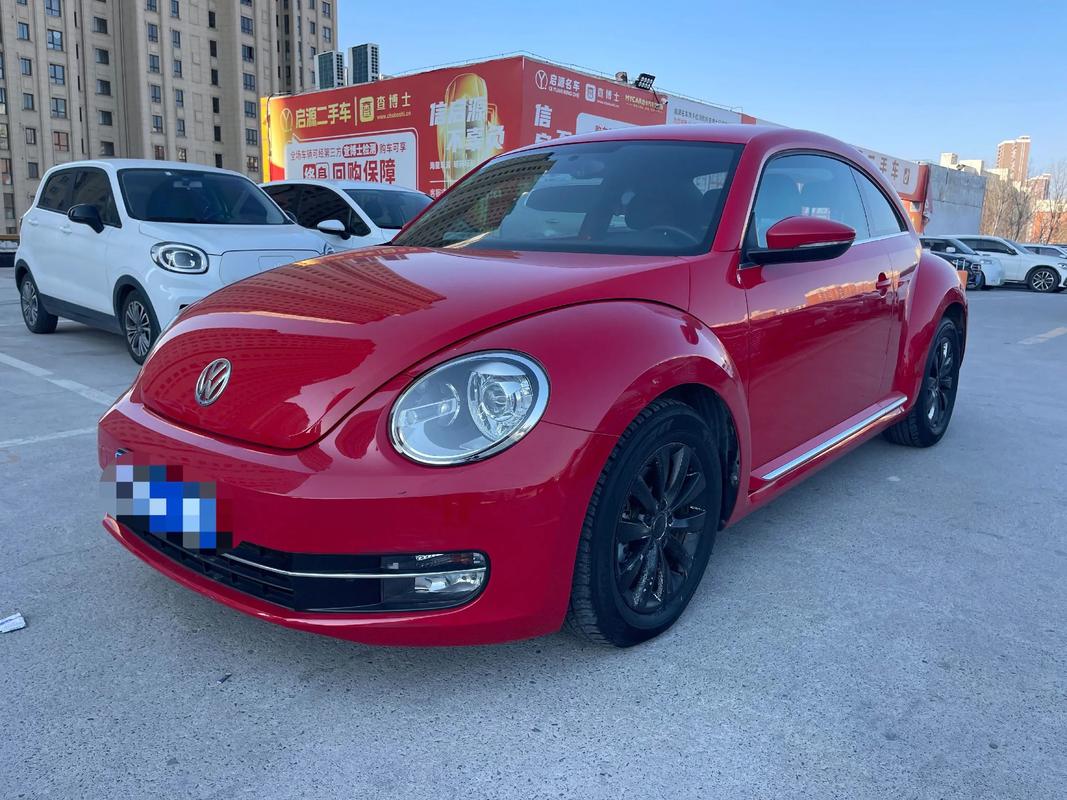 大众红色甲壳虫汽车多少钱 大众甲壳虫白色新款